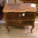 334 1318 CHEST OF DRAWERS